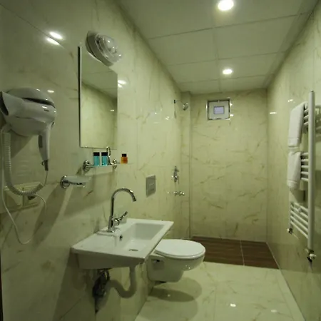 Hotel Asmir 3*