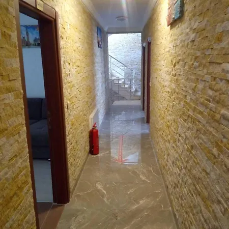 Hotel Asmir